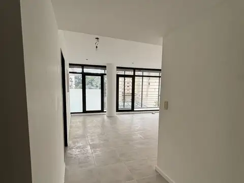 Oficina Monoambiente con 2 baños
