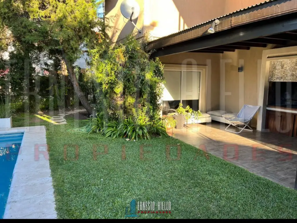 Casa en Venta - Fincas de Iraola II