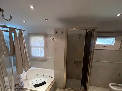 Casa en Venta en Countries y Barrios Cerrados en Esteban Echeverria, USD 540.000