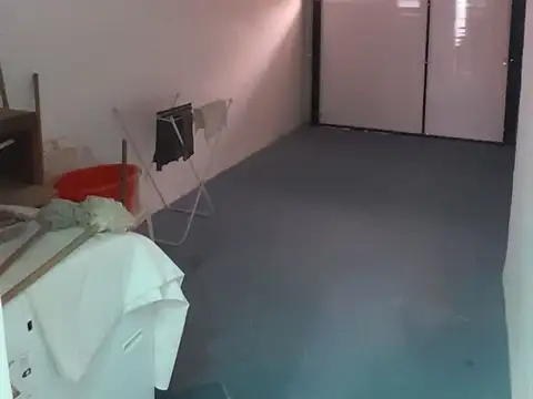Departamento 6 ambientes con 1 baño