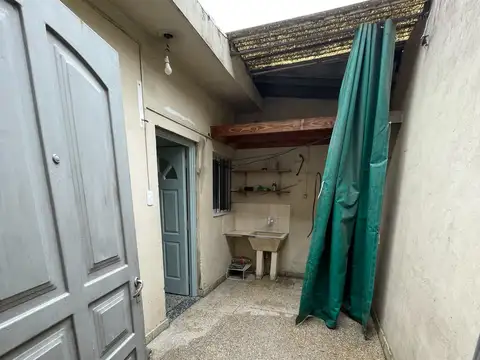 ALQUILER -PH 3 AMBIENTES CON PATIO SIN EXPENSAS - VILLA MADERO