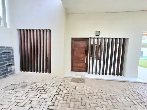 Callejón Vidal 300