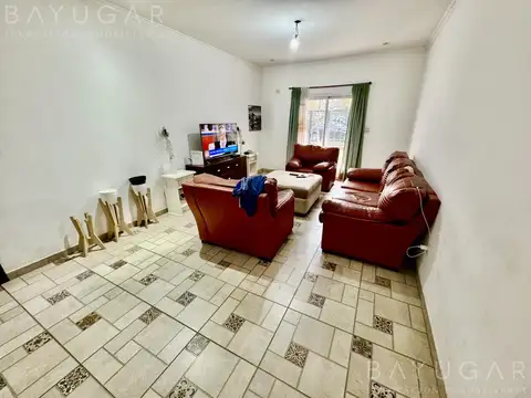 Casa 3 ambientes con 1 baño