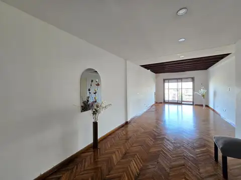 Departamento en Alquiler de 5 ambientes