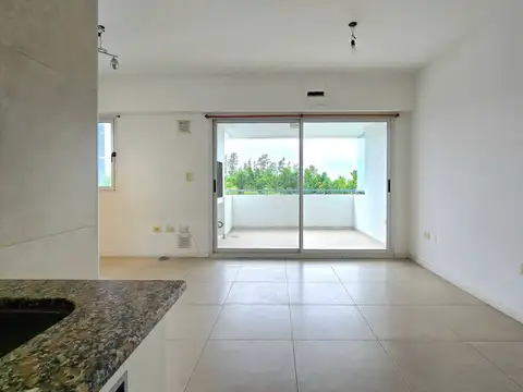 Monoambiente con balcón y parrilla · Nordelta