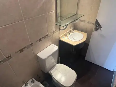 Barrio Norte - Departamento 2 ambientes - Frente - Balcón