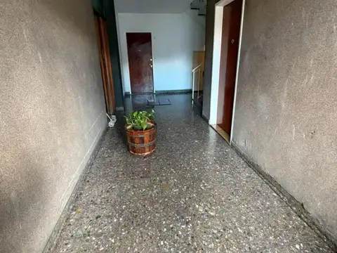 DPTO 2 AMB. CON COCHERA