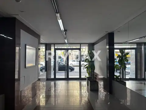 Oficina en Alquiler en Neuquen, $ 700.000