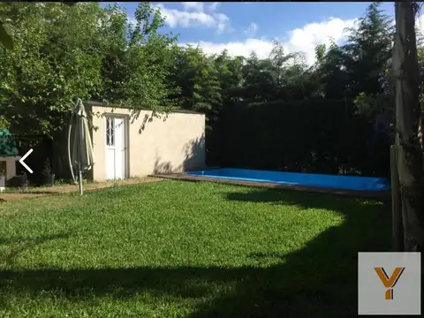 Casa 5 ambientes con 1 baño