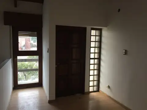 Casa en Alquiler en Urca, $ 2.000.000