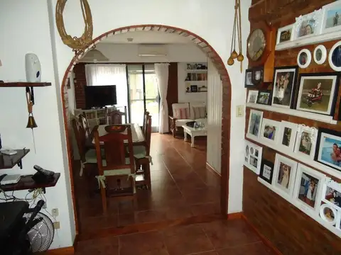 VENTA DE CHALET EN BURZACO.