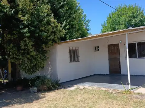 Casa 3 ambientes con 1 baño