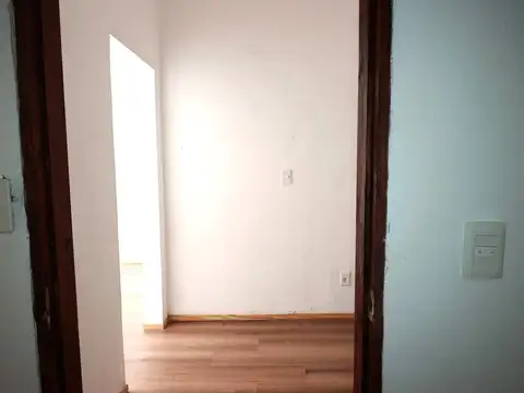 Mario Ferreira y Av. Central 100