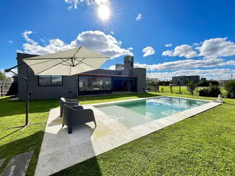 Casa en Venta en El Ensueño, USD 185.000