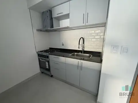 Departamento en Alquiler con 1 cocheras