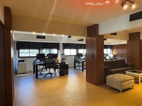 Ver Video - Excelente y Moderna oficina de 139m2 c/cochera