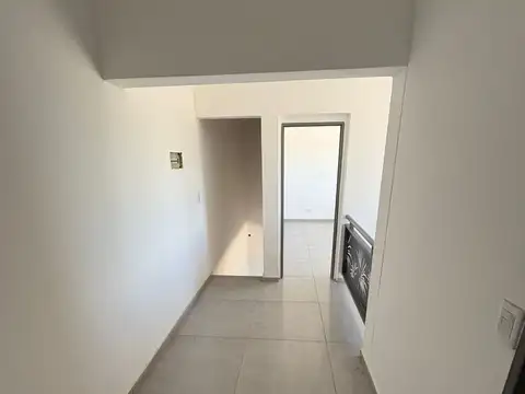 Duplex en Luzuriaga con Entrega en Junio