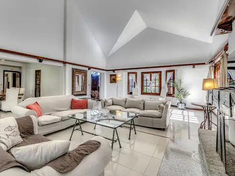 Casa en Venta de 6 dormitorios