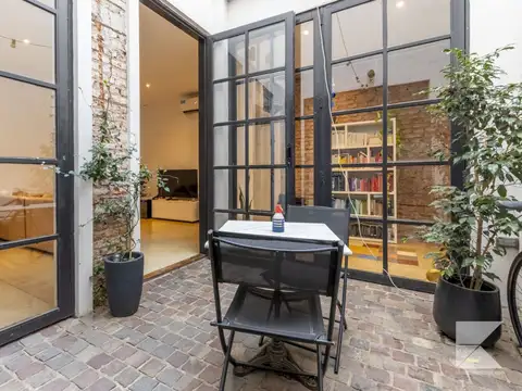 Venta de PH TRIPLEX, dos dormitorios, luminoso, terraza con parrilla, sin expensas!, Nuñez