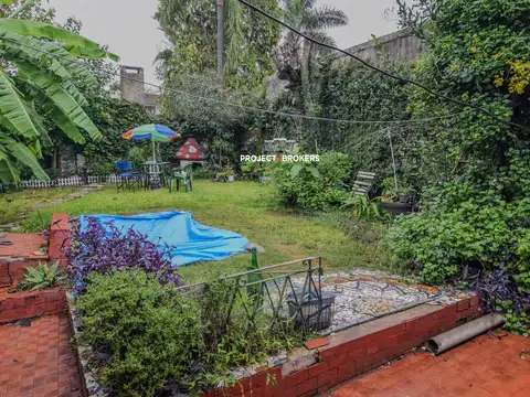 Chalet a refaccionar en Castelar. Oportunidad