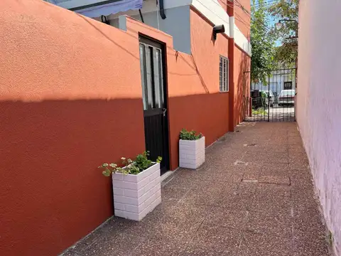 Depto Tipo Casa en Venta de 2 ambientes
