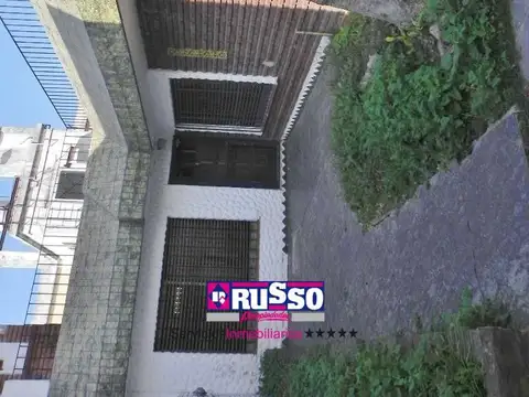 Depto Tipo Casa en Venta de 5 ambientes