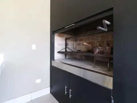 Casa en Alquiler en Villa Rosa, USD 2.000