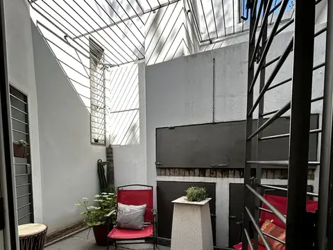 Casa 4 ambientes con 1 baño