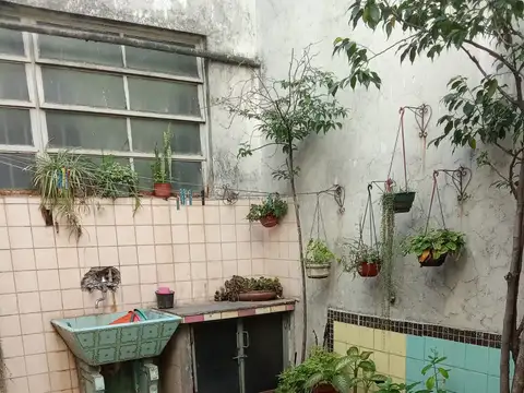 Depto Tipo Casa 4 ambientes con 1 baño