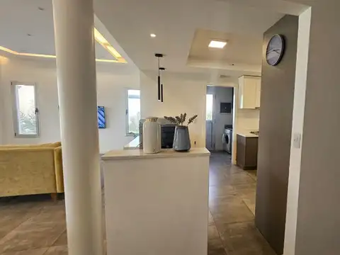 Casa 4 ambientes con 4 baños