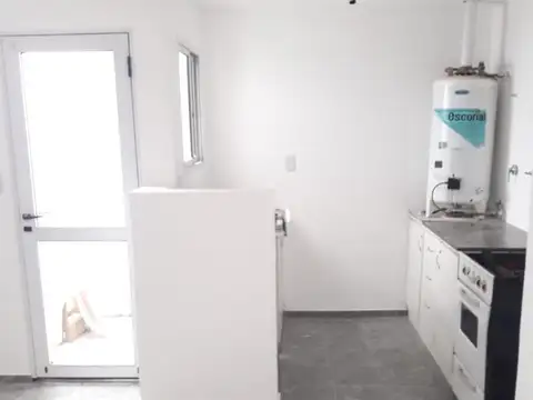 1 Bis E/ 78 Y 79 2283 , Piso PB