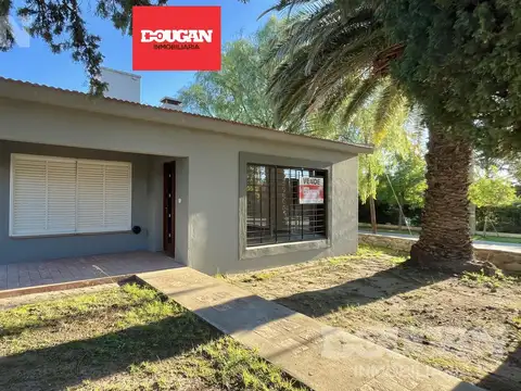 Casa céntrica con gas natural en venta - Merlo / San Luis