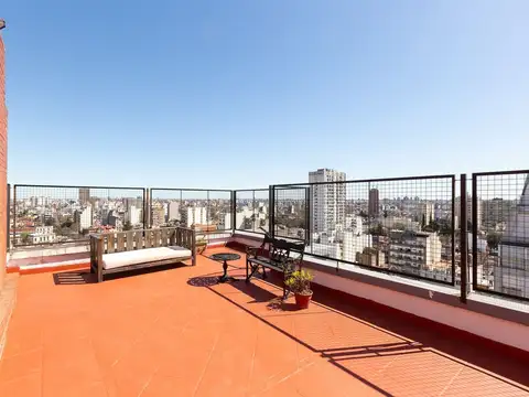 DEPARTAMENTO 4 AMBIENTES PILETA TERRAZA COCHERA