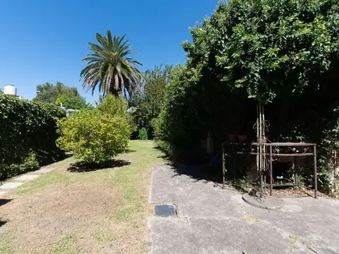 CASA EN VENTA LA PLATA