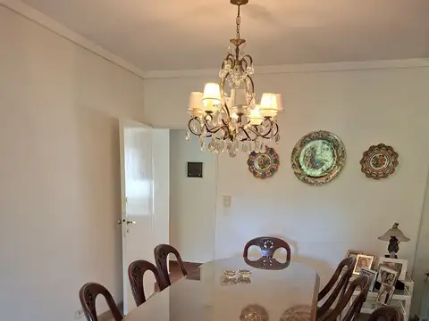 Departamento 4 ambientes con 2 baños