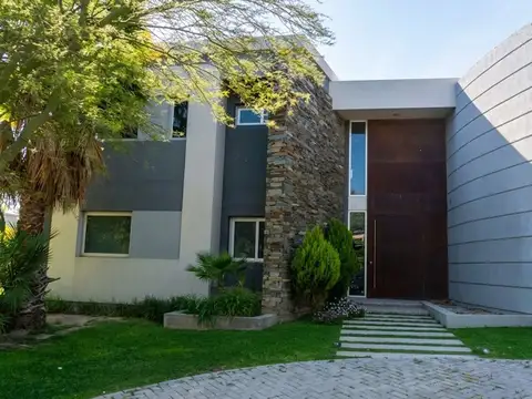 Casa en Venta en Coronel Dorrego, Guaymallén