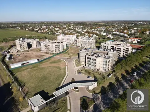 Departamento en el Condominio Ocho Sauces - 1 Dormitorio - Amueblado - Sin cochera