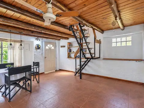 Casa 3 ambientes con 1 baño