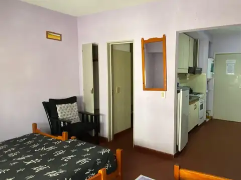 DEPARTAMENTO MONOAMBIENTE A METROS DEL MAR