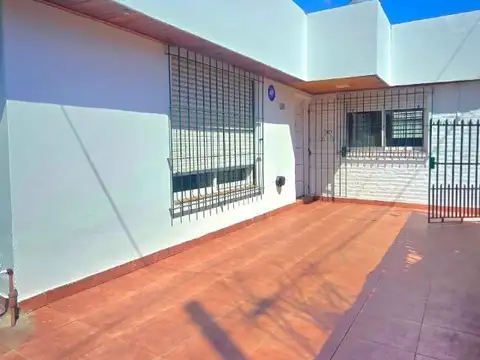 Casa en Alquiler en Paso del Rey, $ 900.000