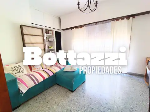 EXCELENTE PH 3 AMBIENTES CON TERRAZA PROPIA