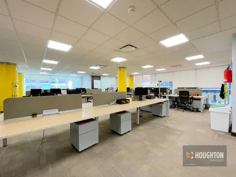 Oficina en Alquiler 472 m² – Barrio Norte / Tribunales – 4 Cocheras – Edificio Corporativo AAA