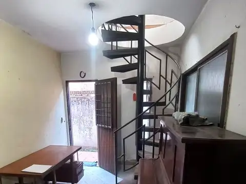 Depto Tipo Casa en Venta con 1 cocheras