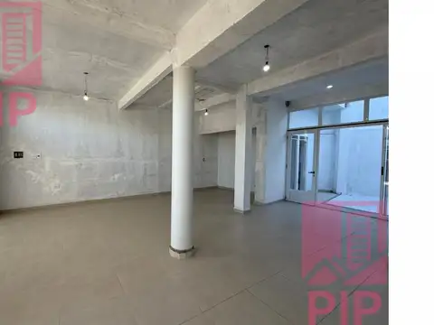 Local en Alquiler en Haedo, $ 1.500.000
