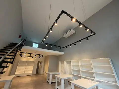 Local en Alquiler en Bella Vista, USD 2.300