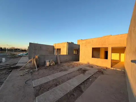 Proxima a Entregar Casa 3 Dorm 2 Baños Vista Michelo Maipu  LOSA RADIANTE