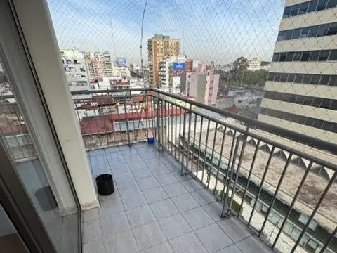 Departamento 3 ambientes en alquiler sobre Av Montes de Oca