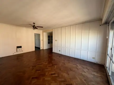 Departamento en Venta de 5 ambientes