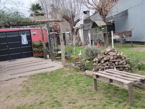 Casa en Venta con 1 cochera