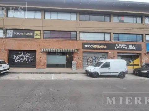 Local de 40 m2 en alquiler en Troncos Del Talar